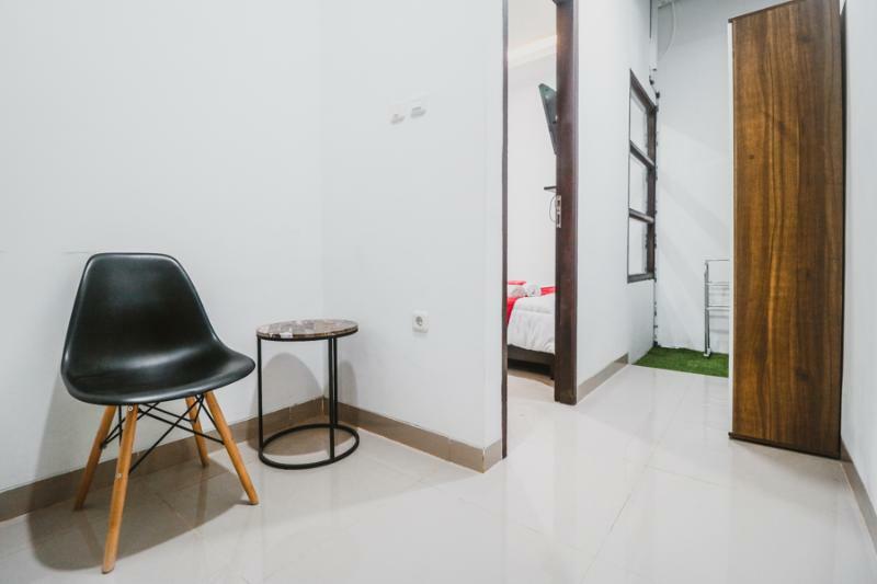 Reddoorz @ Limo Depok酒店 外观 照片
